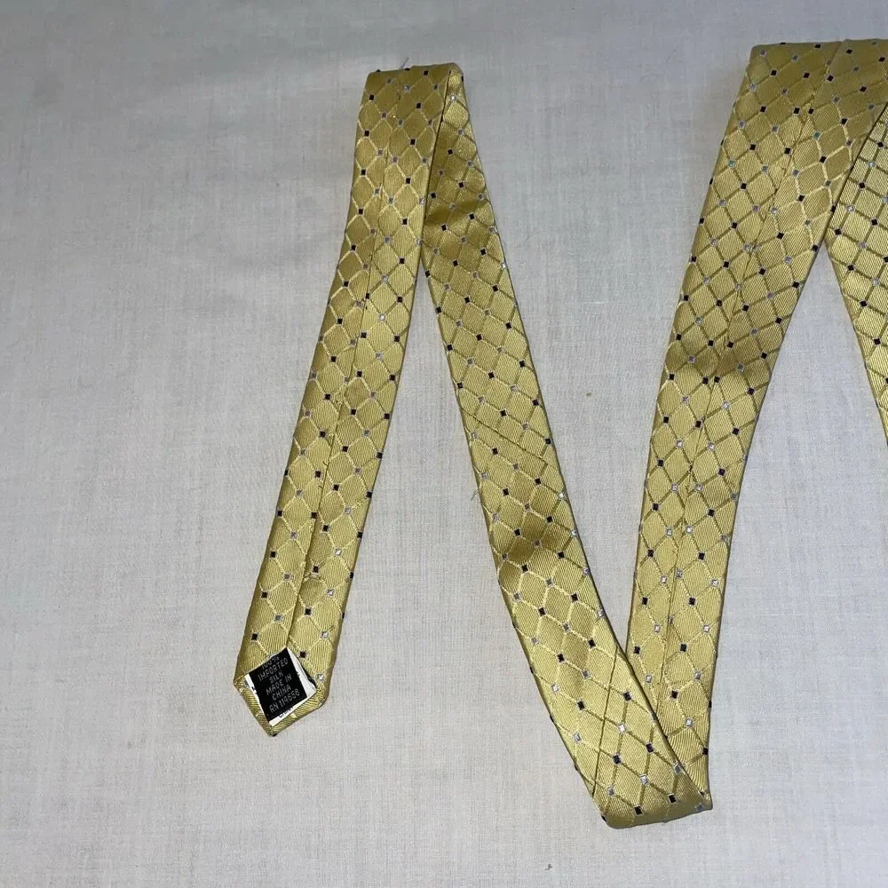 J. Khaki Men’s/Boys Dress Tie Size 50” Yellow Argyle 100% Silk Formal